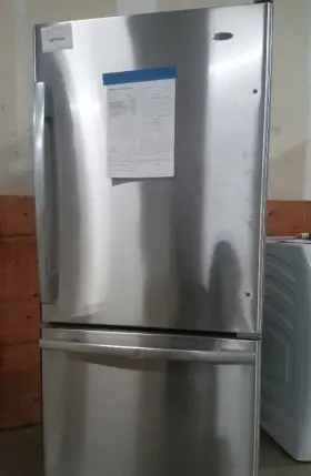 Abb1924brm Amana 29 Inch Bottom Freezer Refrigerator With 18.5 Cu. Ft. -