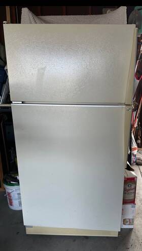 Amana Tz18q2l 18 Cubic Foot Refrigerator Freezer