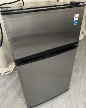 Ra3136sst Avanti Stainless Steel 3.1 Cubic Foot Refrigerator