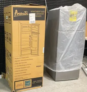 Ra75v3s Avanti Apartment Refrigerator 7.4 Cubic Feet New