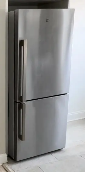 7289747582 Beko Beautiful Stainless Steel 16.9 Cf Blue Light Technology Refrigerator