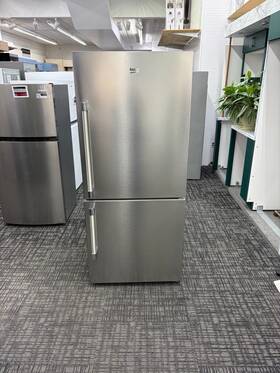 Beko Bfbf3018ss 30 Inch 16.2 Cu. Ft. Fingerprint Free Stainless Steel Counter Depth Bottom