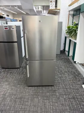 Bfbf3018ss Beko 30 Inch 16.2 Cu. Ft. Fingerprint Free Stainless Steel Counter Depth Bottom