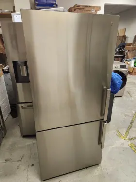 Ref31bmfix Bertazzoni Bestazzoni Master Series 31 Inch Counter Depth Refrigerator 17.1 Cf