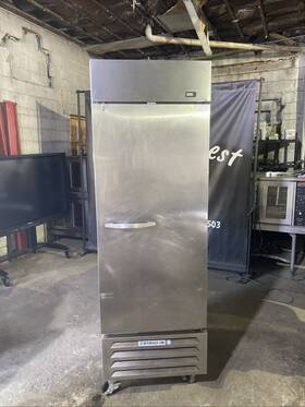 Beverage -air Corporarion Rb23-1s Pre-owned Beverage-air Single Door Refrigerator Or Freezer Model Tested