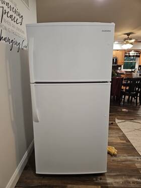Daevoo Frg2121brw Refrigerator