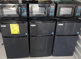 Danby 2.9mf-7tpx Model Microfridge With Safe Plug Technology