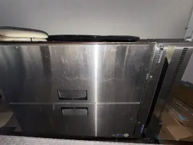 Great.2000 Electrolux E42bs75eps Commercial Everest Undercounter Refrigerator 2 Drawer - Works