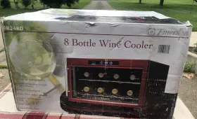Fr24rd Emerson 8 Bottle Wine Cooler Model Fr24rd. Nos
