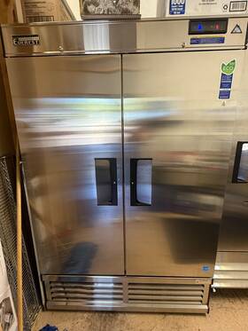 Everest Ebr2 Eco-friendly Commercial Refrigerator. Stainless Steel