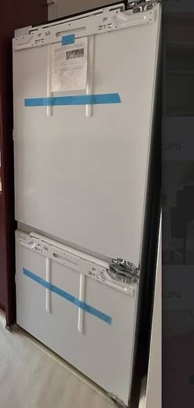 Fisher & Paykel Rb2470brv1 New Unboxed And Panel-ready Refrigerator Freezer
