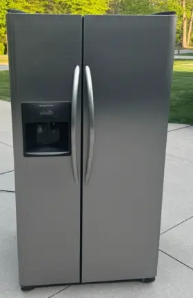 241851214 Frigidaire 26 Cu. Ft. Side-by-side Refrigerator