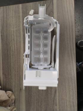 Frigidaire 5304525923 Refrigerator Ice Maker Part