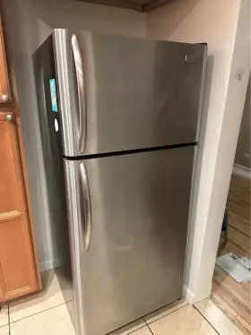 Ffht2022as Frigidaire Top Freezer Refrigerator - Stainless Steel