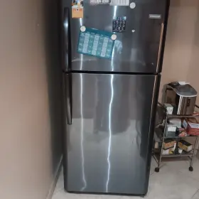 Fftr2021jd2 Frigidaire Refrigerator For Sell