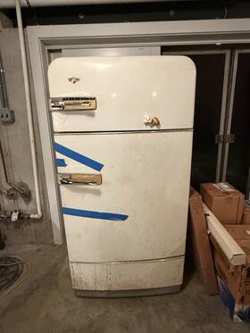 Frigidaire Is-108 By General Motors Refrigerator Model