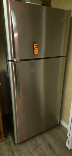 Frigidaire Lftr1821tfa Refrigerator
