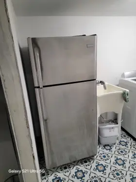 Lftr2021tf Frigidaire 20.4 Cu Ft Stainless Steel Top Freezer Refrigerator