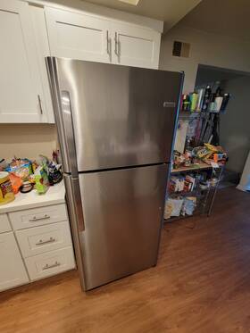 Frigidaire Lftr2021tfa Gallery Refrigerator Model 33 Inch Stainless Steel - Pickup