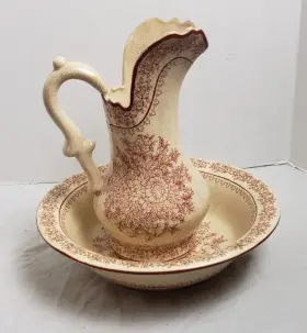 Red-cp4 Frigidaire Vintage Gold Label Red Charlotte Pattern Pitcher And Bowl Basin Set 12 Inch T X 13