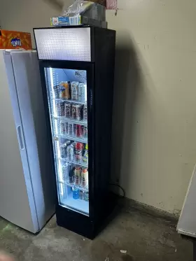 Gdn-5 Galaxy 16 1/2 Inch Multi Color Beverage Display Refrigerator