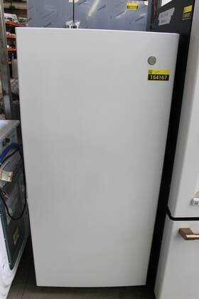 Ge Fuf14qrrww 28 Inch White 14.2 Cu. Ft. Upright Freezer Nob #154167
