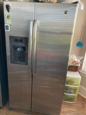 Ge Gse25eshb Side By Refrigerator Model Ss Good Condition - Pickup Only