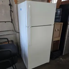 Gte18gthww Ge 17.5 Cu. Ft. Top Freezer Refrigerator-white