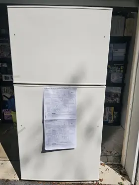 Gte21gthcc Ge Refrigerator. Color Bisque. Open Box Never Used