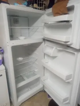 Gts17dtndrww Ge White Top-freezer Freestanding Refrigerator Manual Defrost 2 Doors Model
