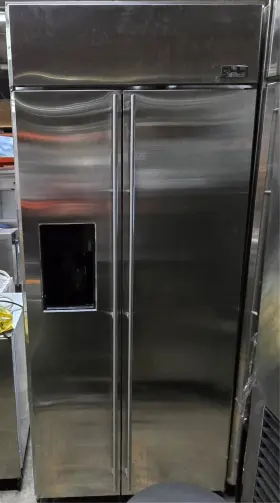 Ziss360dhbss Ge Pre-owned Built-in Monogram Refrigerator Local Pickup Only