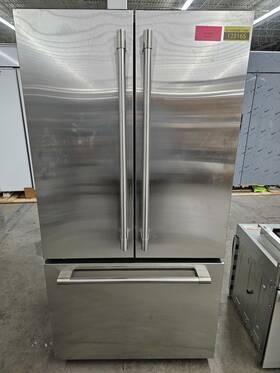 Ge Zwe23psnss Monogram 36 Inch Stainless Steel French Door Refrigerator #123165 Bp