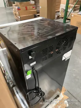 Ctr2.68ld Grindmaster-unic-crathco - Cecilware Pro Reach-in Display Case Refrigerated Countertop