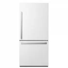 Hrb171n6awe Hisense 17.2-cu Ft Counter-depth Bottom-freezer Refrigerator