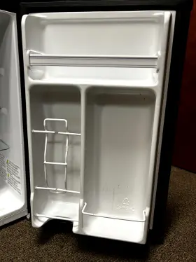 Rr27d6abe Hisense 2.7 Cu Ft Single Door Mini Fridge Black