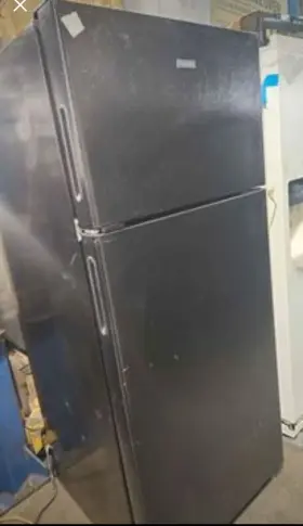 Hps18btnfrbb Hotpoint Refrigerator With Top Freezer