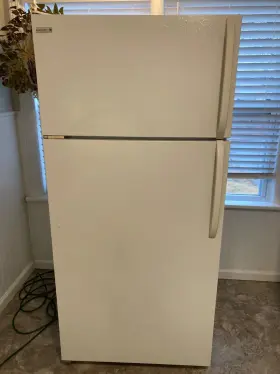 Mrt18trfw3 Kelvinator Vintage White Refrigerator 29 3/4 Inch /64 1/4 /31 1/2 Good Condition