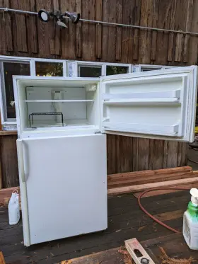 106-61282100 Kenmore Coldspot Model 106 Refrigerator 18.1 Cu Ft