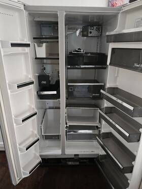 Kenmore 1068562932 22 Procelain Plus Refrigerator