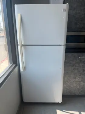 253.7480240h Kenmore White Freestanding Refrigerator With Top Freezer