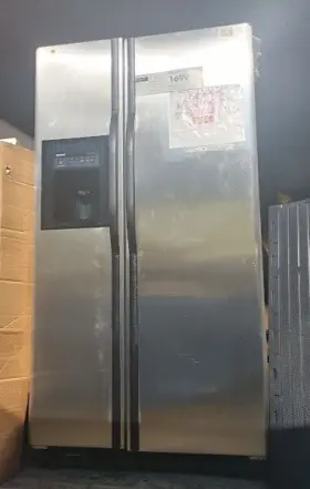 50683 Kenmore Side By Refrigerator