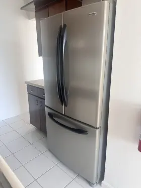 795.77306600 Kenmore Fridge In Perfect Condition