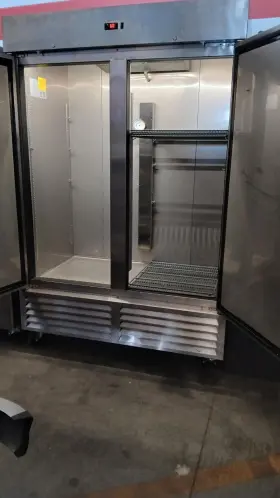 Kutr2ss Kutano Reach-in Freezer