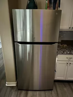Lrtls2403s Lg - 23.8 Cu Ft Top Mount Refrigerator With Internal Water Dispenser