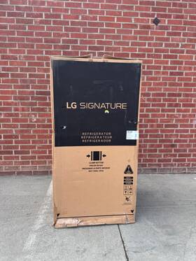 Lg Urntc2306n Signature Smart Counter-depth Refrigerator In Textured Steel Instaview