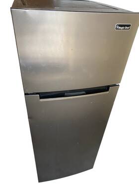 Magic Chef Mcr740ste Refrigerator