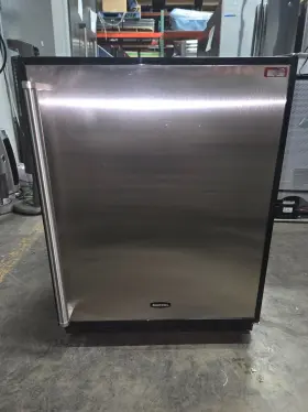 6ada2007 Marvel Pre-owned Built-in Under-counter Refrigerator Local Pickup Only