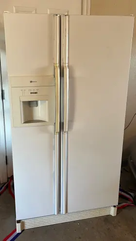 Rst2400fae Maytag Side By Refrigerator White Used Missing Ice Maker And Some Shelves