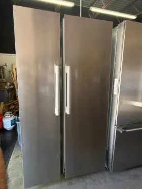 Mf18li0306 Miele Column Set With Stainless Panels 42 Inch Includes Combining Hardware