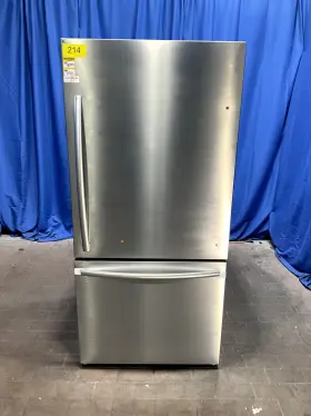 Mrb221n6bse Mora 22.3 Cu.ft. Bottom-freezer Refrigerator Msrp 1099 214